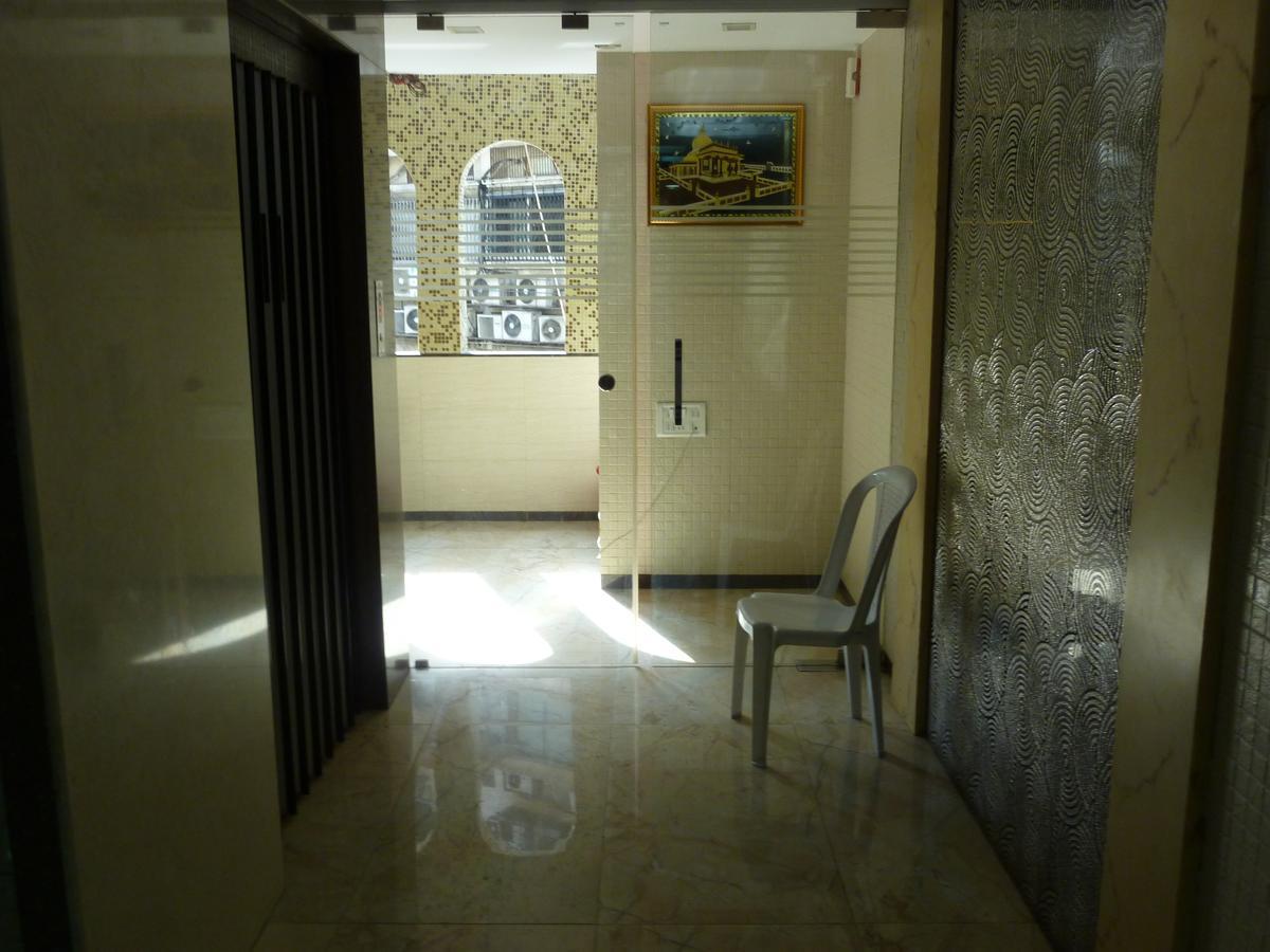 Hotel Regal Palace Bombay Exterior foto